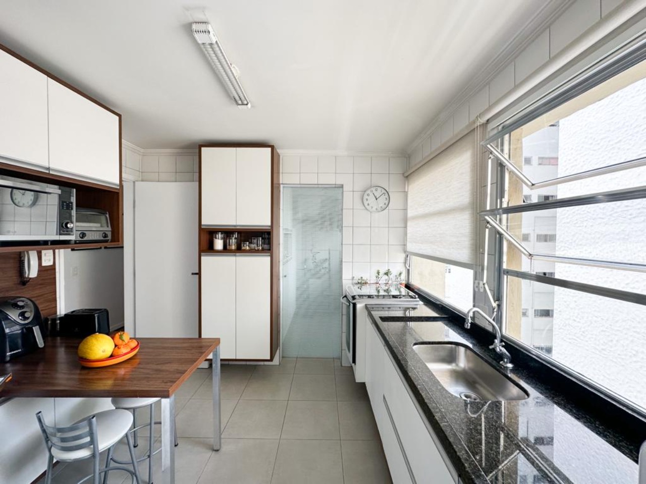 Apartamento à venda com 3 quartos, 85m² - Foto 18