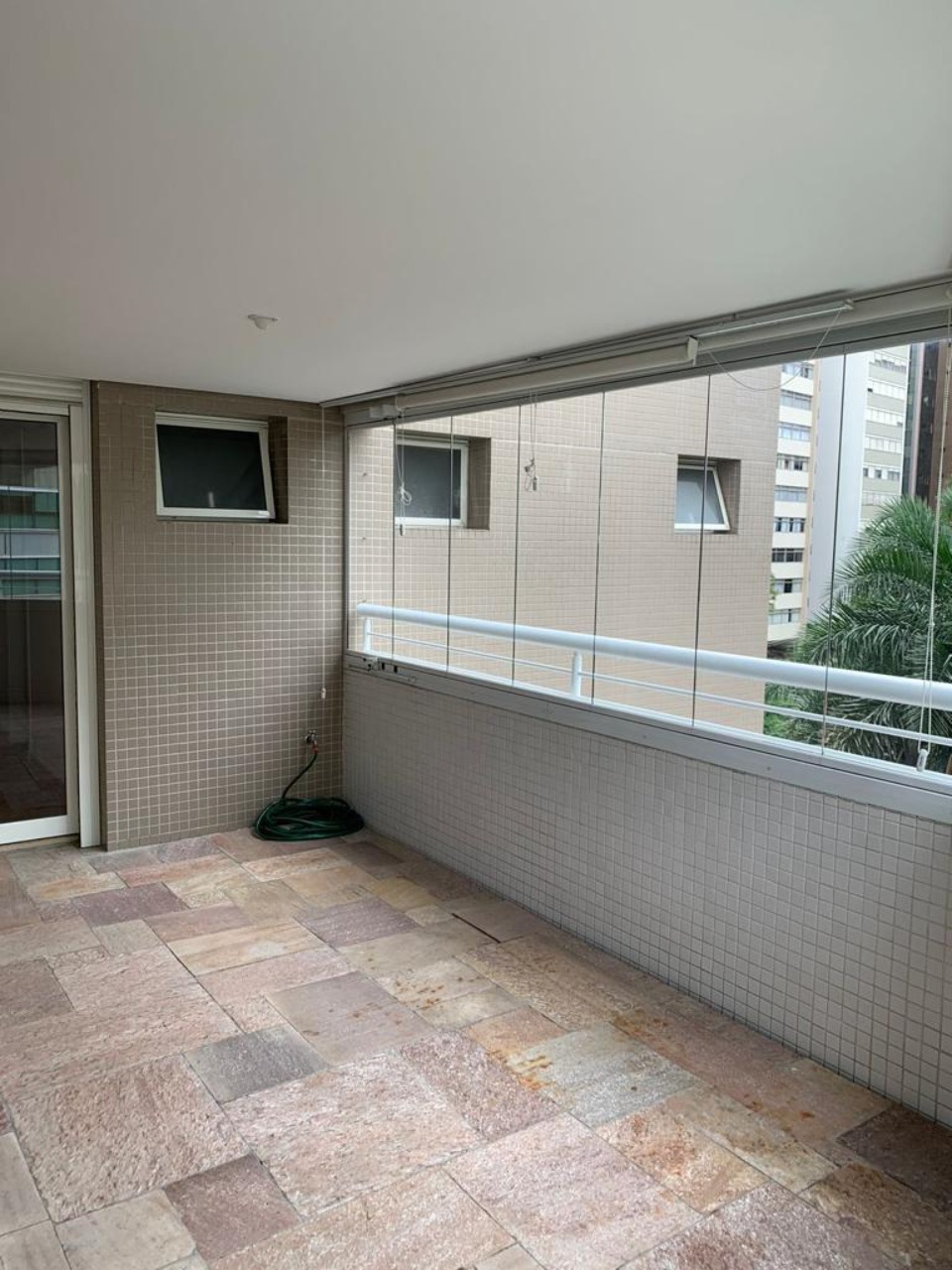 Apartamento à venda com 5 quartos, 307m² - Foto 9