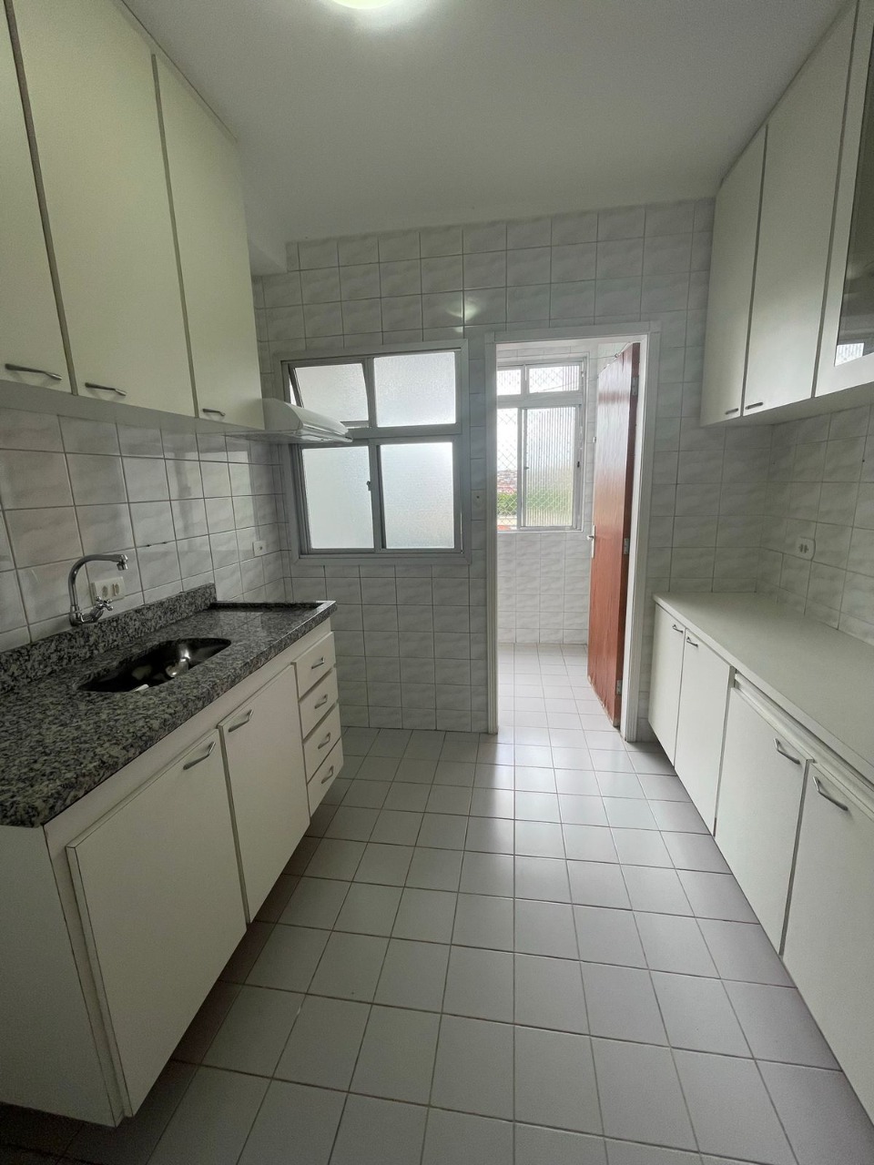 Apartamento à venda com 2 quartos, 62m² - Foto 8