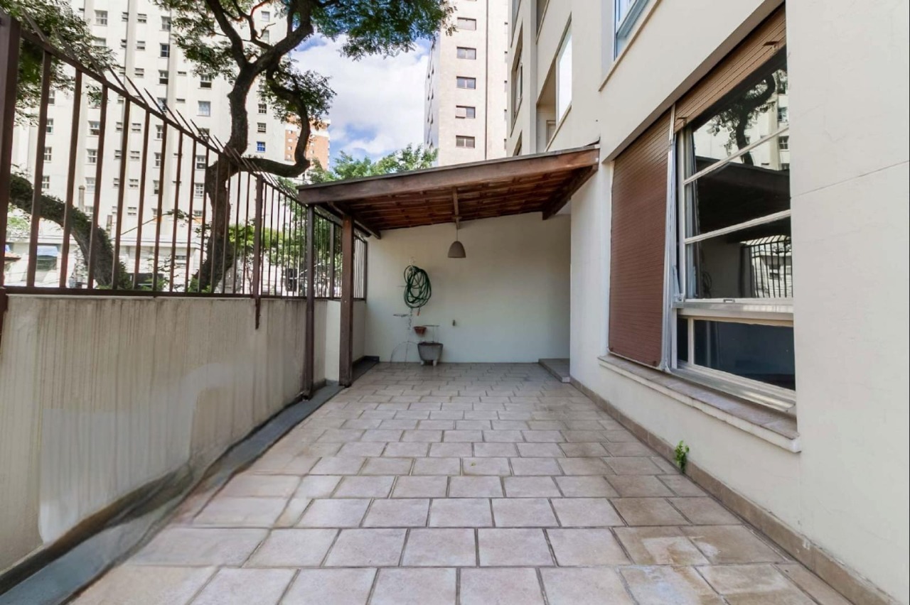 Apartamento à venda com 3 quartos, 150m² - Foto 6