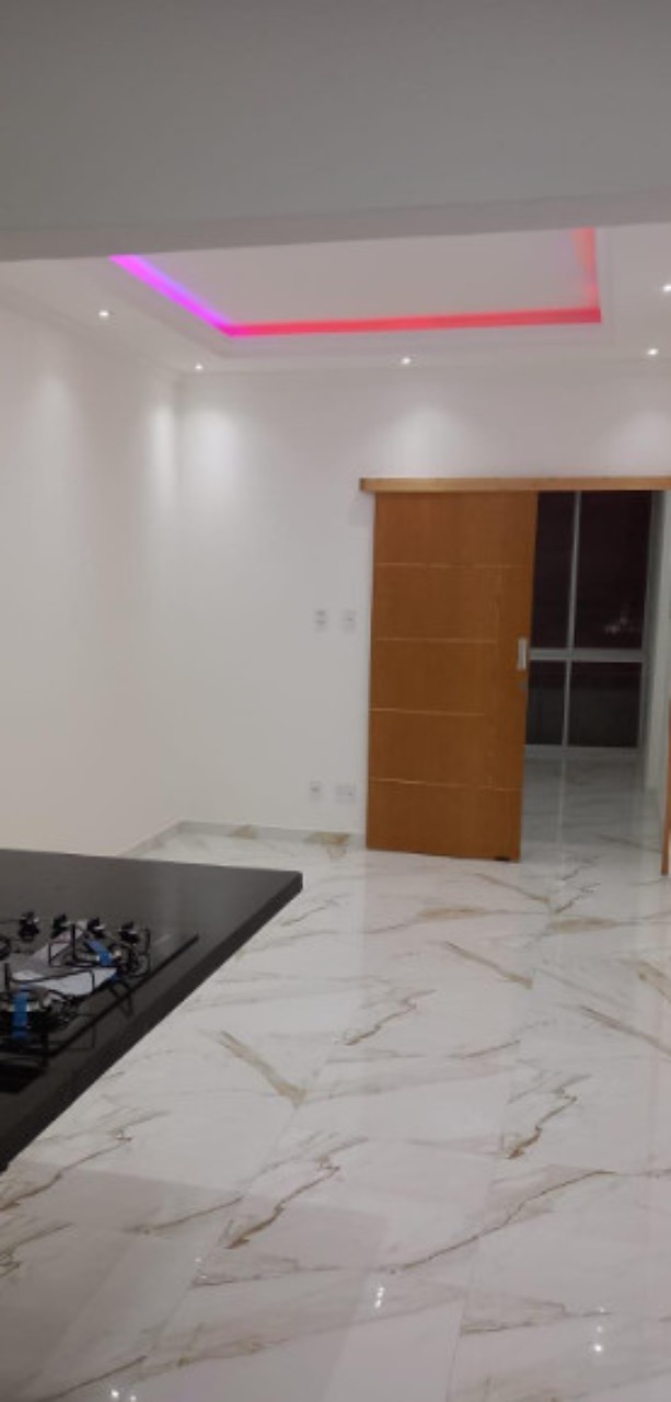 Apartamento à venda com 1 quarto, 45m² - Foto 1