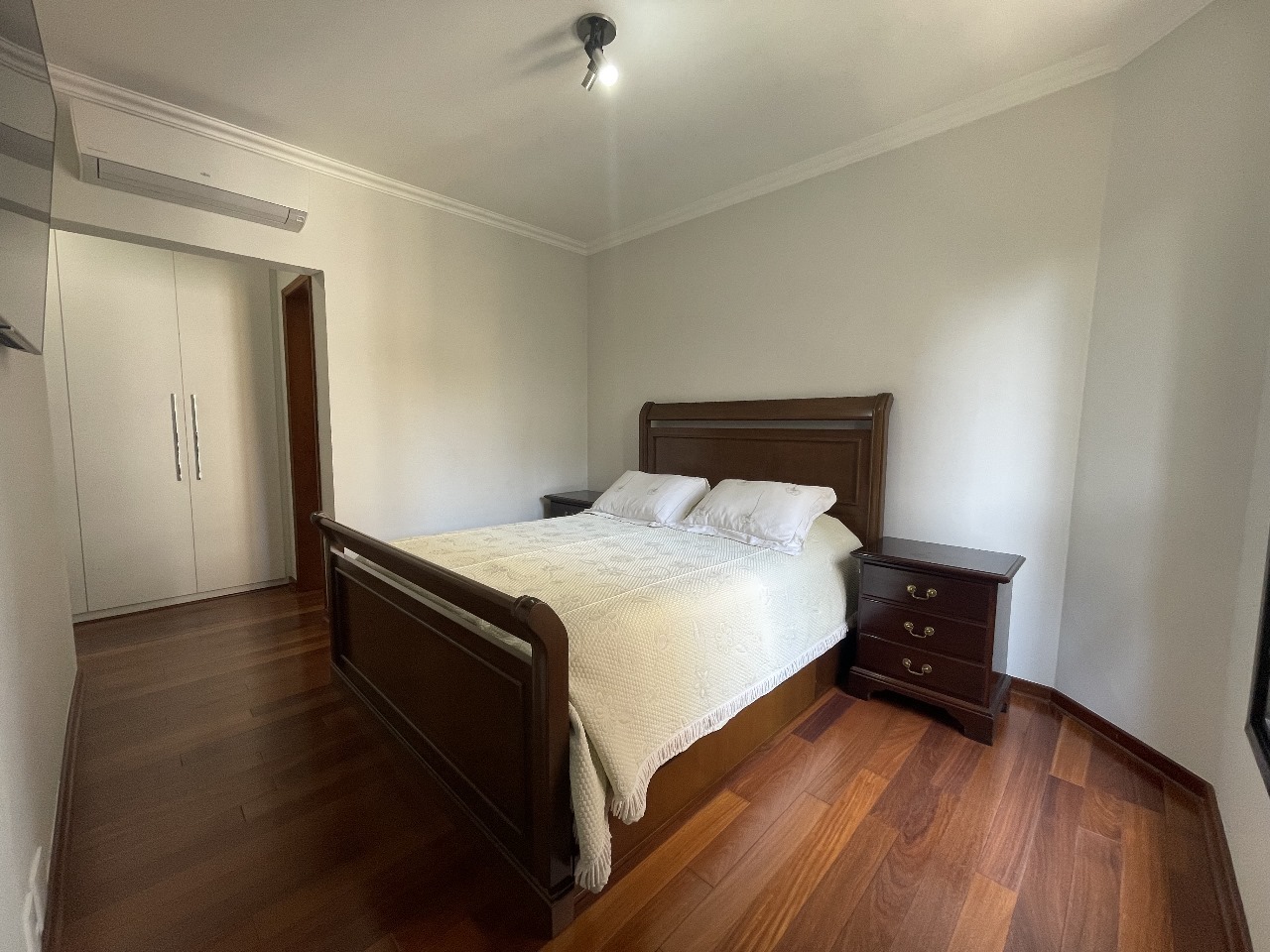 Apartamento à venda com 4 quartos, 177m² - Foto 4