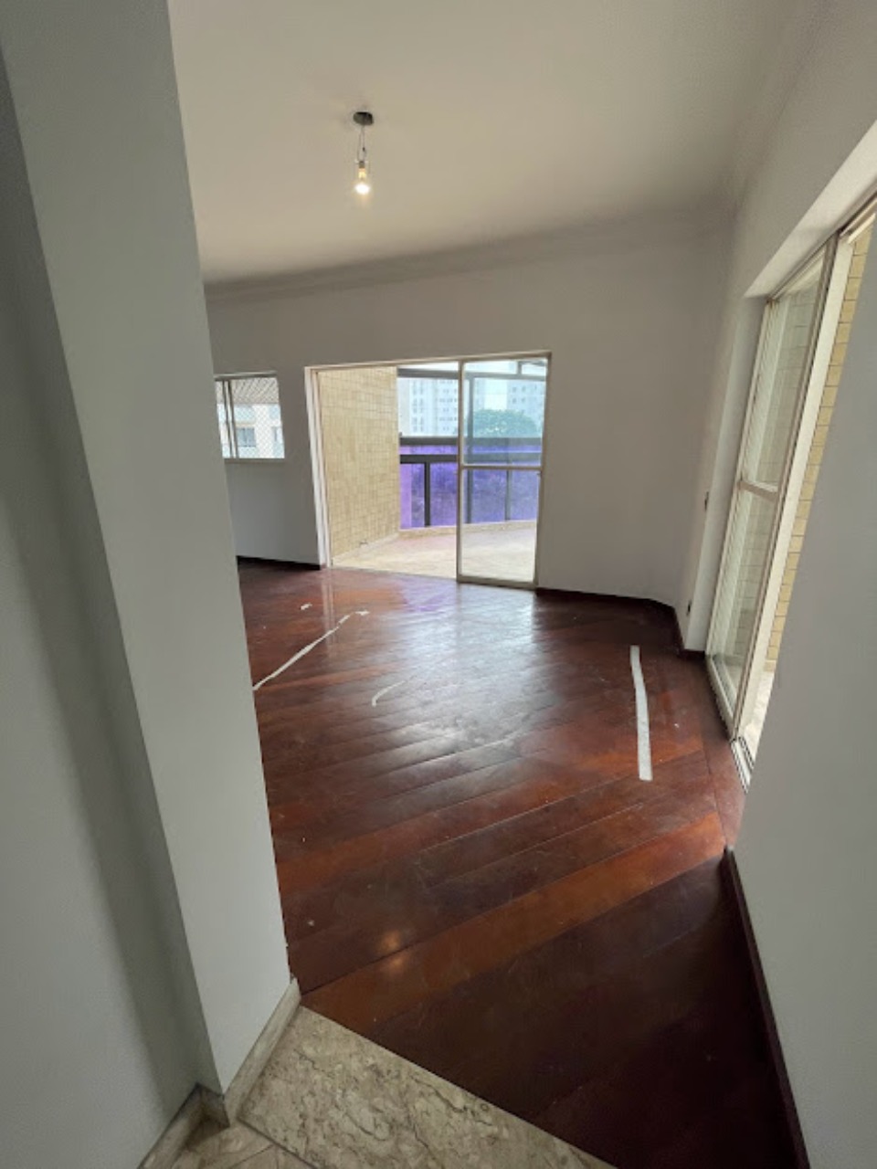 Apartamento à venda com 4 quartos, 271m² - Foto 9