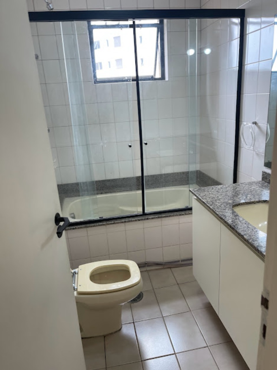 Apartamento à venda com 4 quartos, 271m² - Foto 29