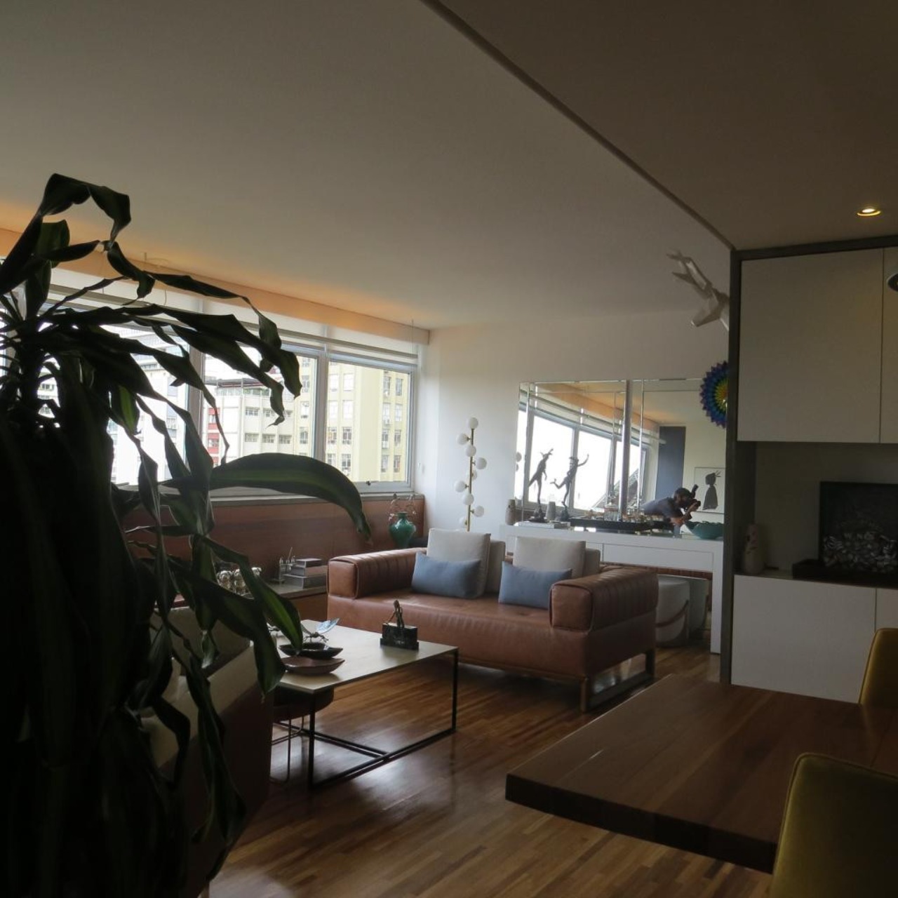 Apartamento à venda e aluguel com 1 quarto, 132m² - Foto 1