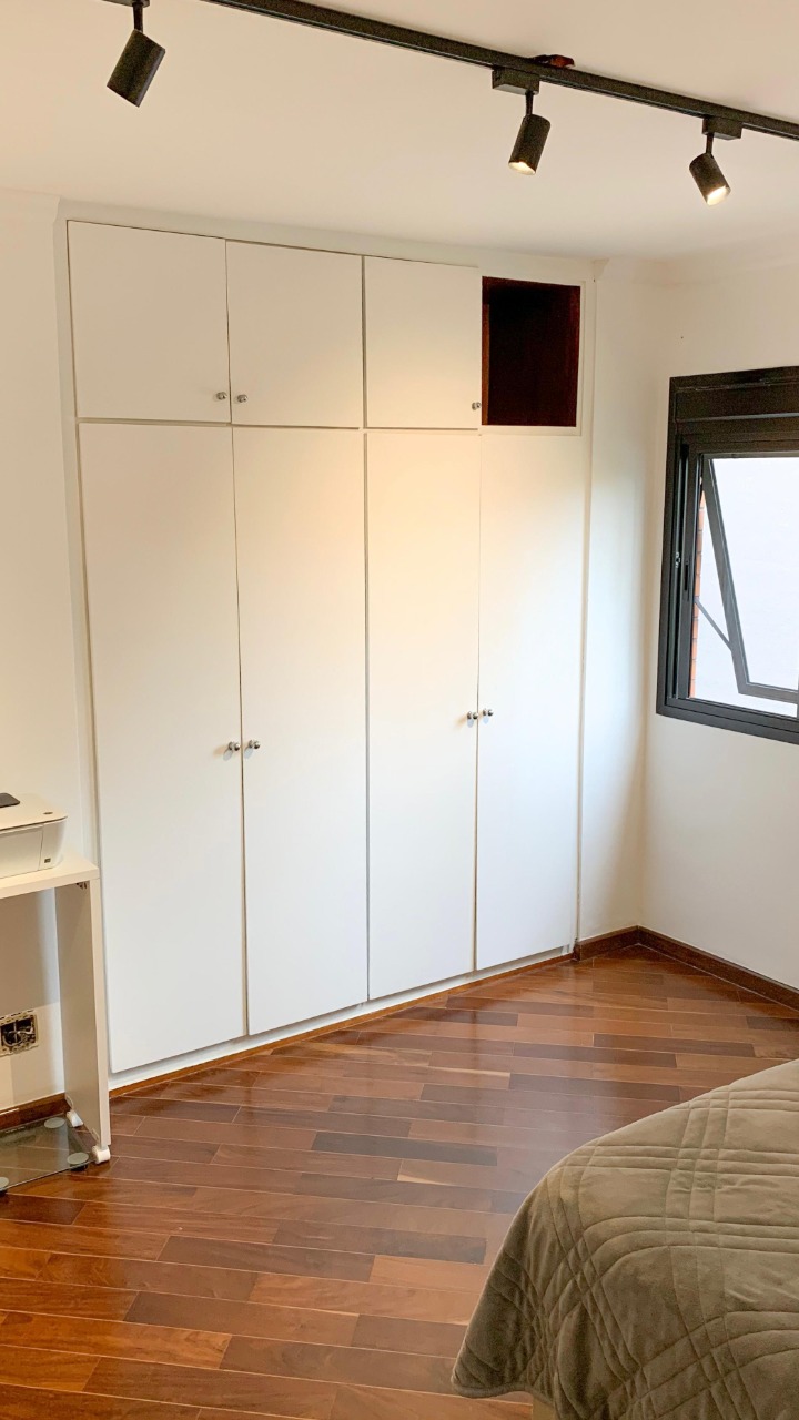 Apartamento à venda com 2 quartos, 70m² - Foto 13