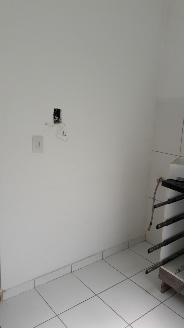 Apartamento à venda com 1 quarto, 40m² - Foto 2