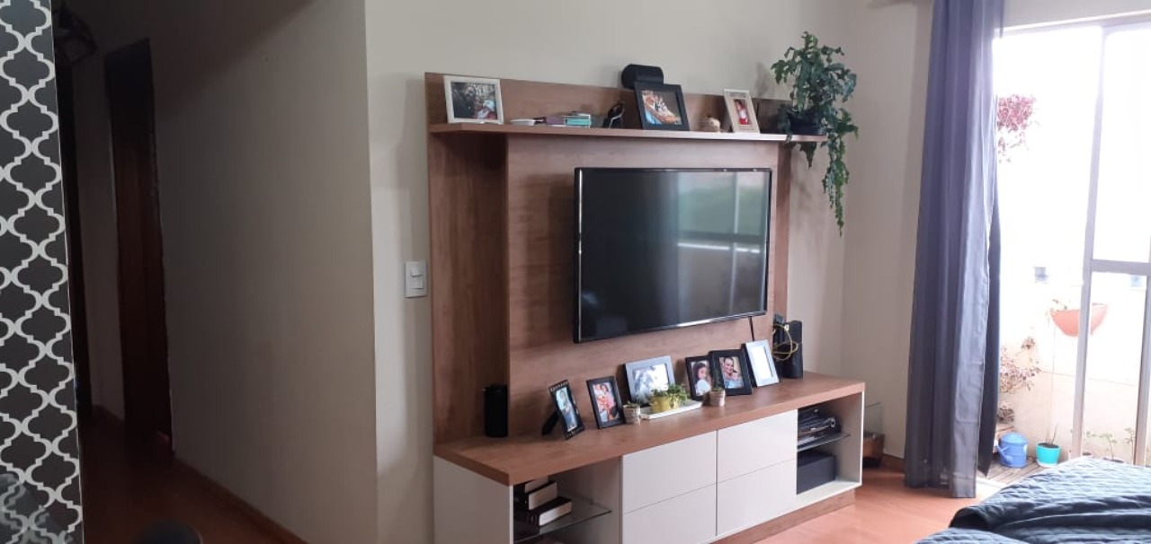 Apartamento à venda com 3 quartos, 72m² - Foto 1