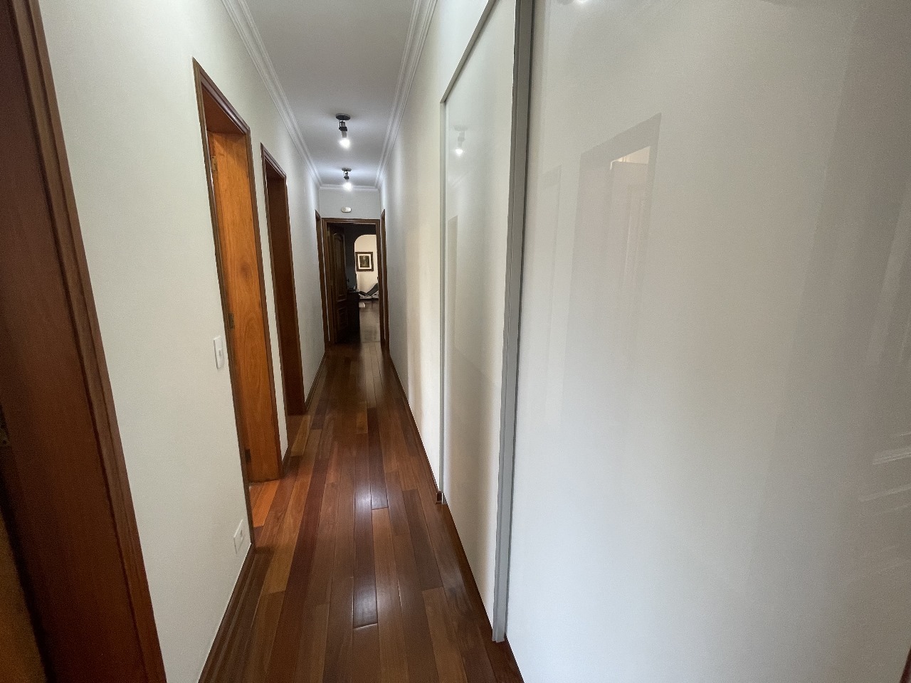 Apartamento à venda com 4 quartos, 177m² - Foto 25