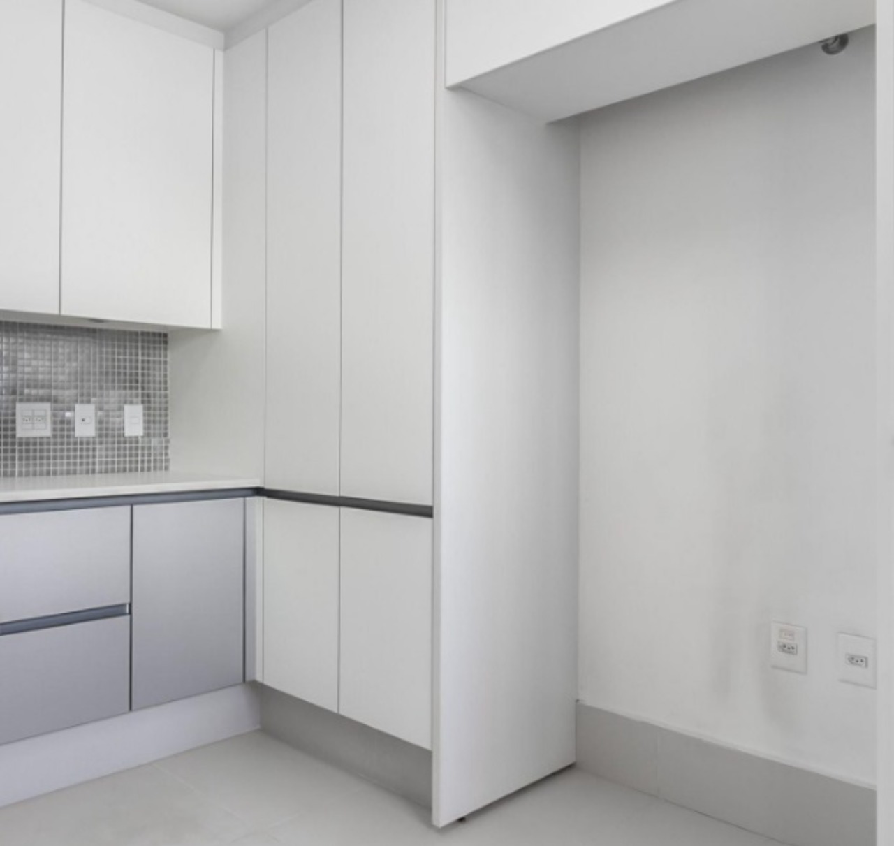 Apartamento à venda com 4 quartos, 260m² - Foto 11