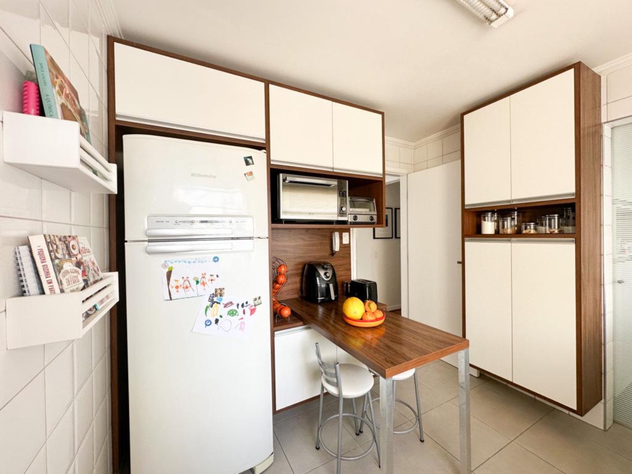 Apartamento à venda com 3 quartos, 85m² - Foto 17