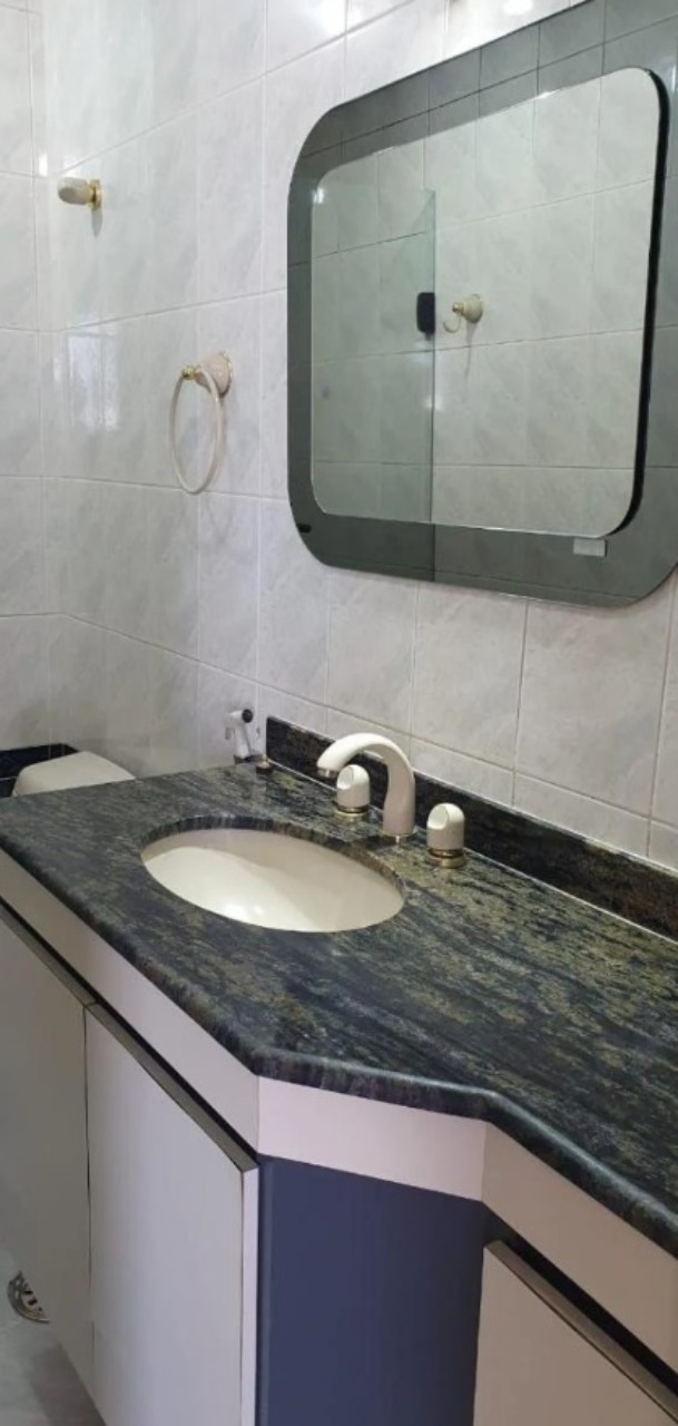 Apartamento à venda com 3 quartos, 74m² - Foto 1