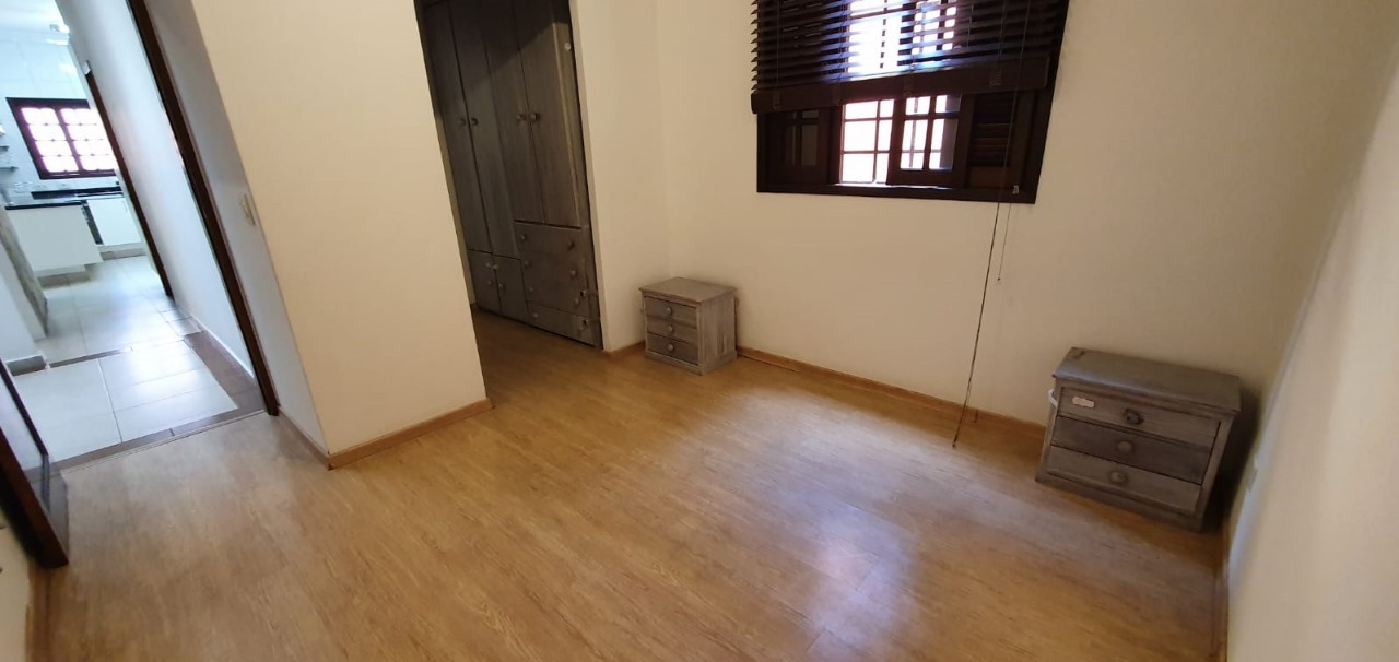 Casa à venda com 3 quartos, 190m² - Foto 15