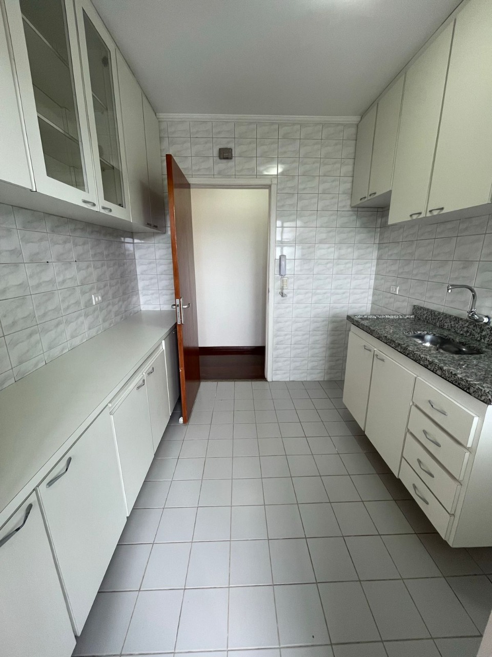 Apartamento à venda com 2 quartos, 62m² - Foto 10