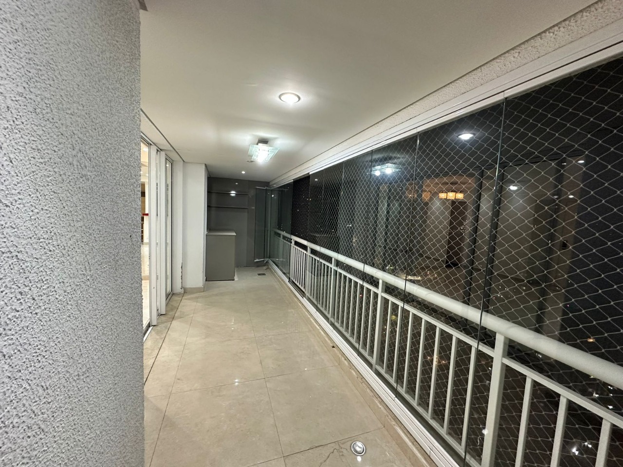 Apartamento à venda com 3 quartos, 110m² - Foto 11