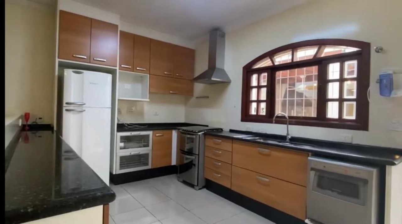 Casa à venda com 3 quartos, 136m² - Foto 10