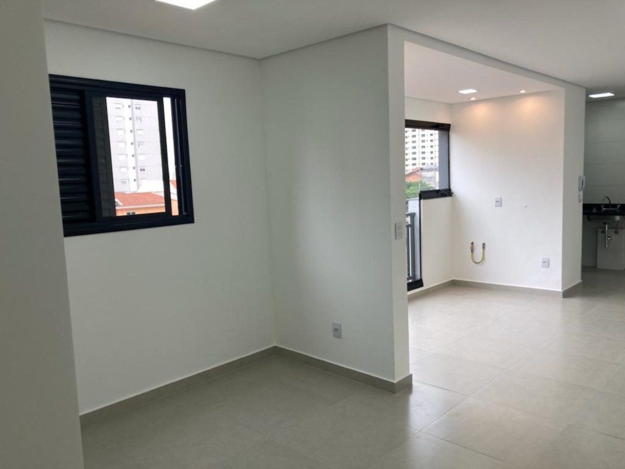 Apartamento à venda com 2 quartos, 50m² - Foto 10