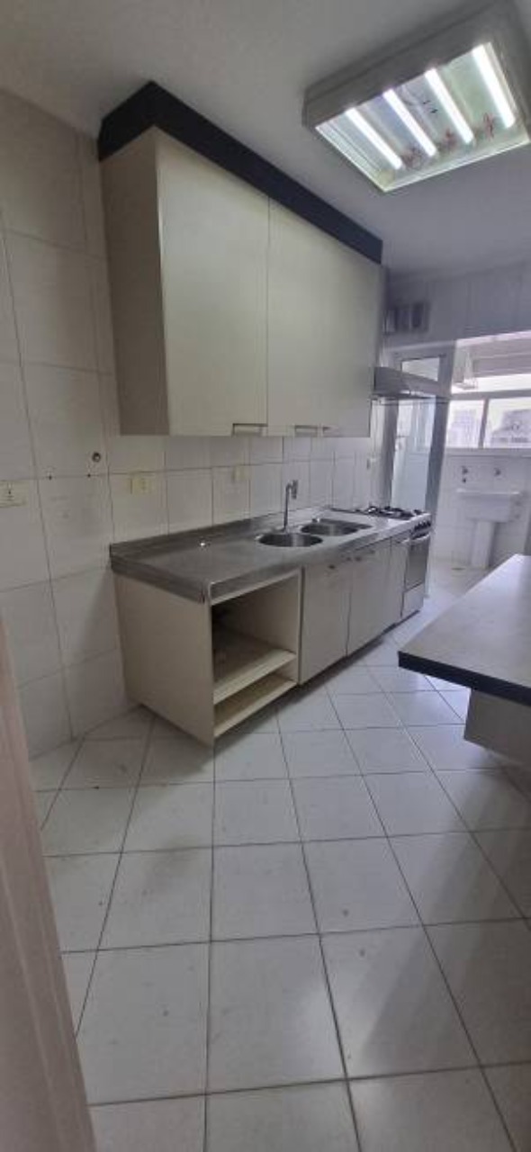 Apartamento à venda com 1 quarto, 90m² - Foto 15