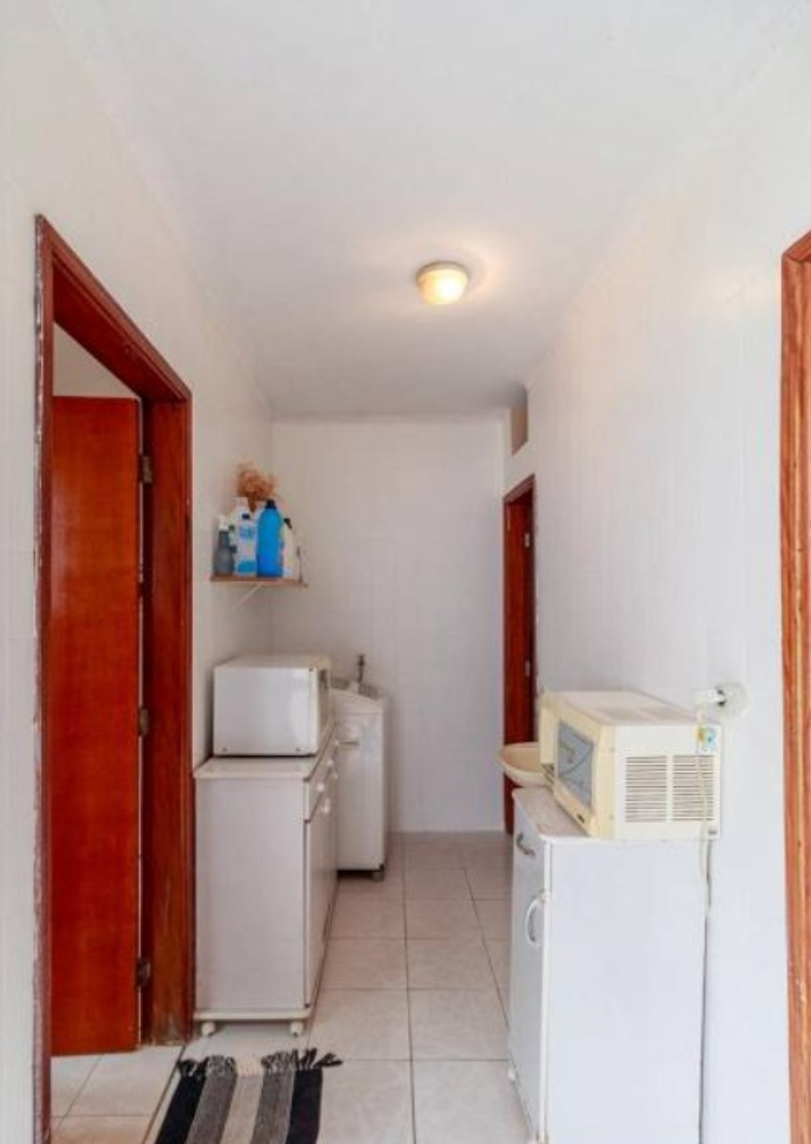 Casa à venda com 3 quartos, 265m² - Foto 16