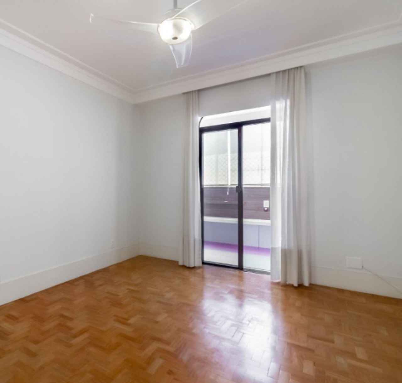 Apartamento à venda com 4 quartos, 260m² - Foto 6