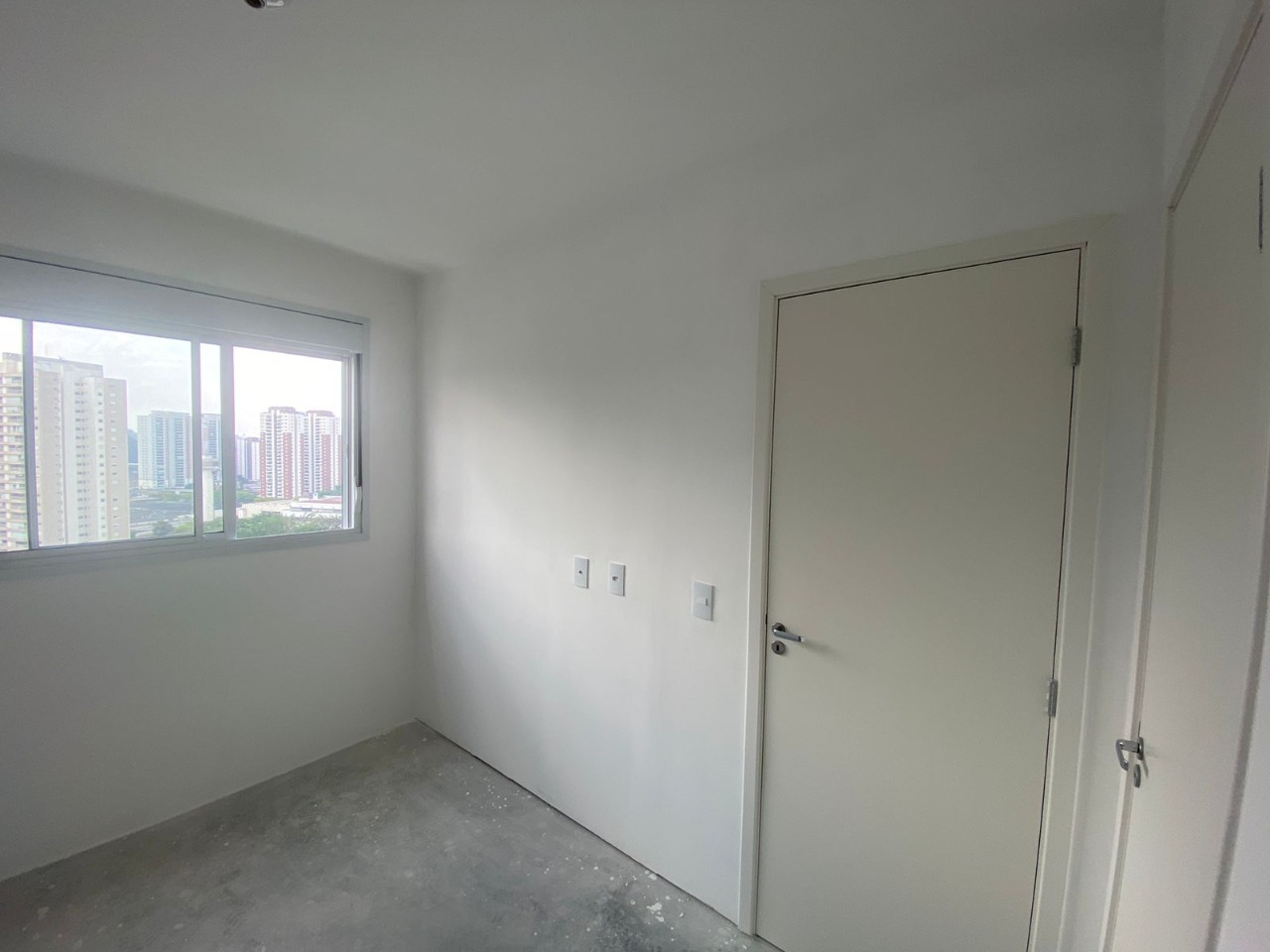 Apartamento à venda com 1 quarto, 35m² - Foto 2