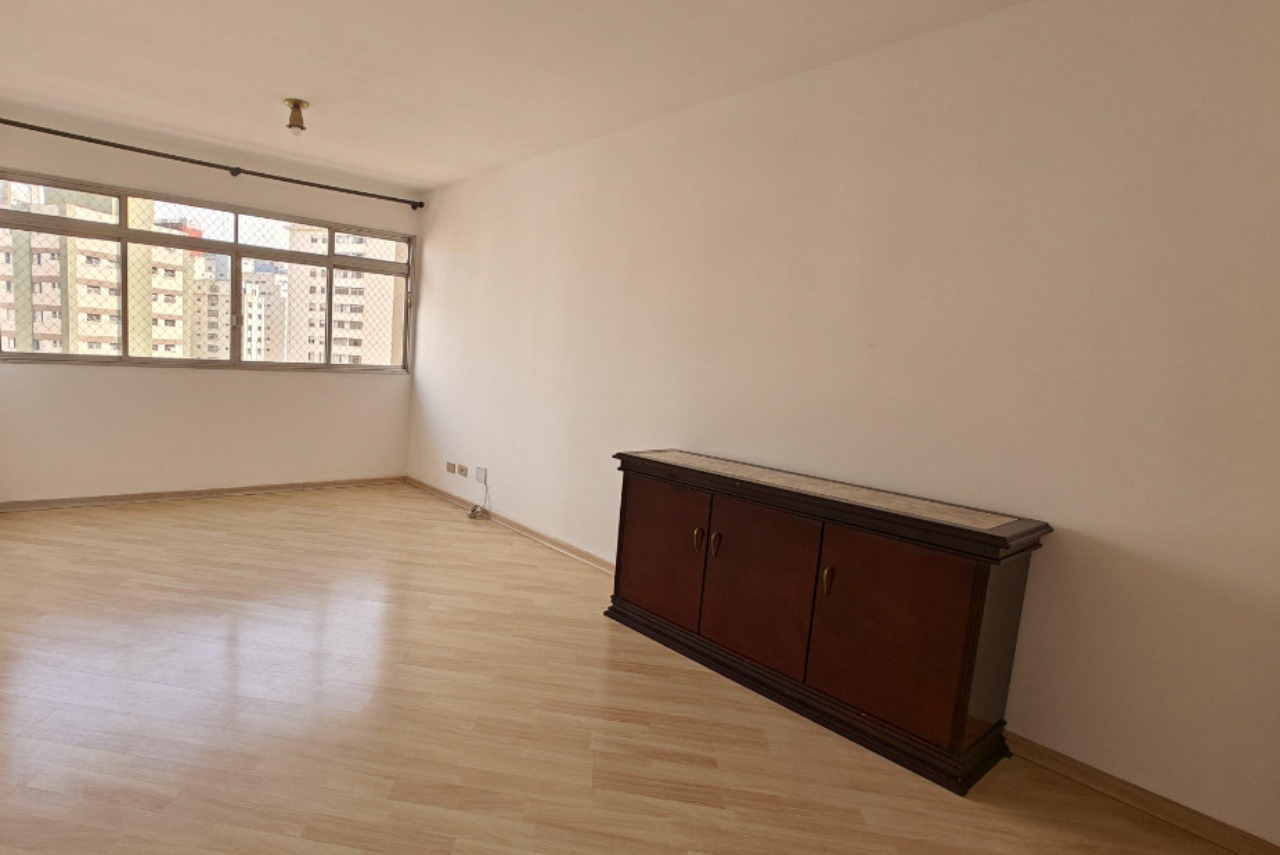 Apartamento à venda com 3 quartos, 115m² - Foto 1