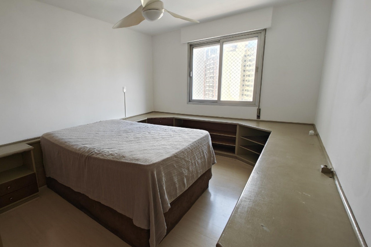 Apartamento à venda com 3 quartos, 115m² - Foto 12