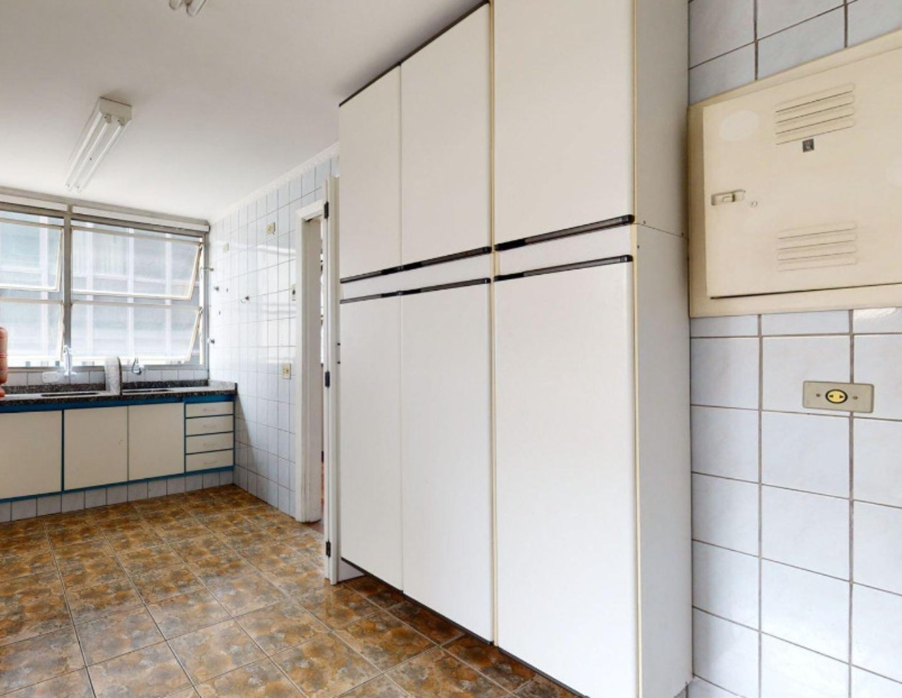 Apartamento à venda com 3 quartos, 135m² - Foto 24