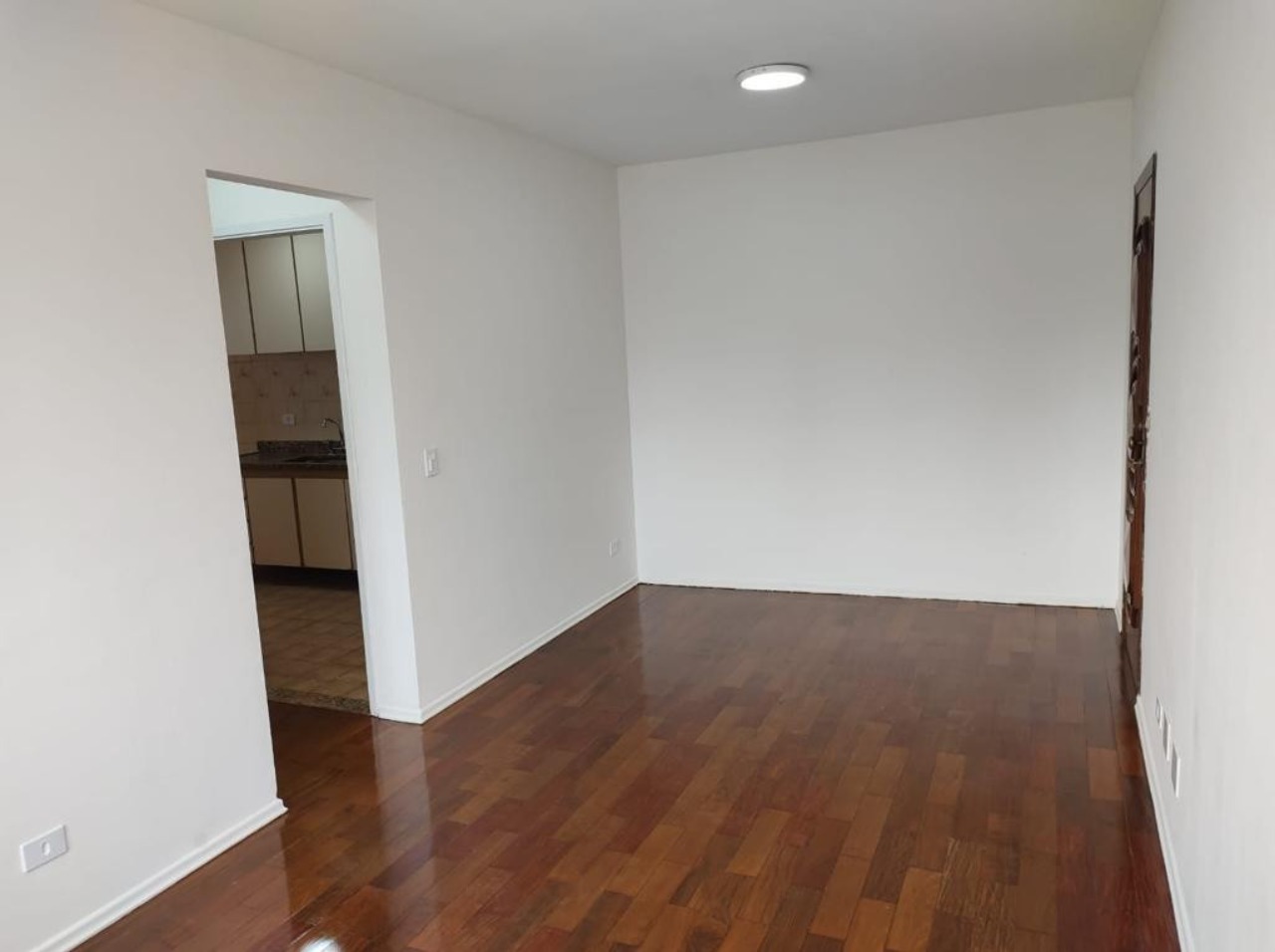 Apartamento à venda com 2 quartos, 56m² - Foto 10