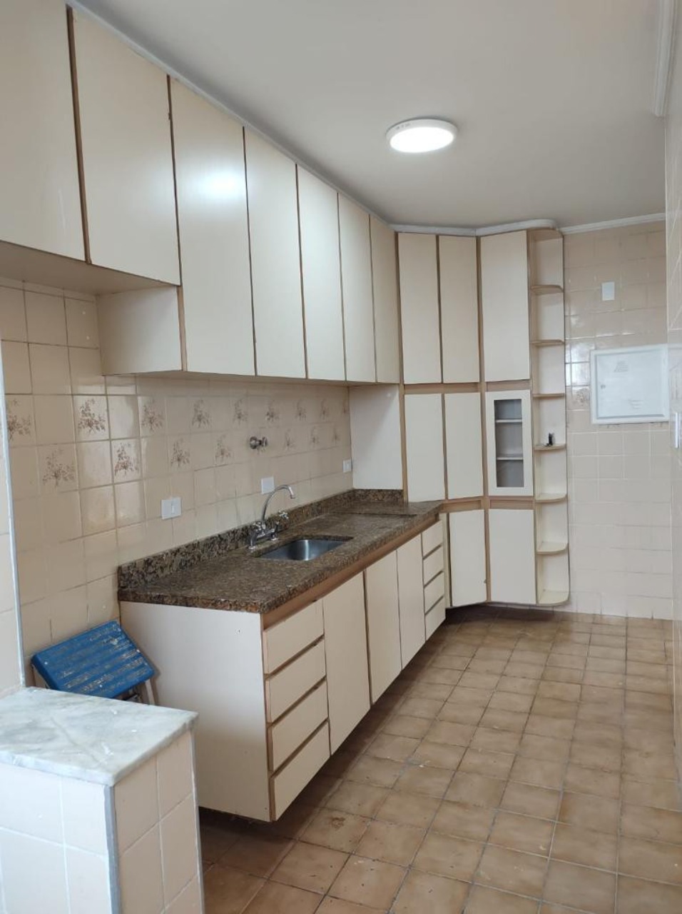 Apartamento à venda com 2 quartos, 56m² - Foto 15