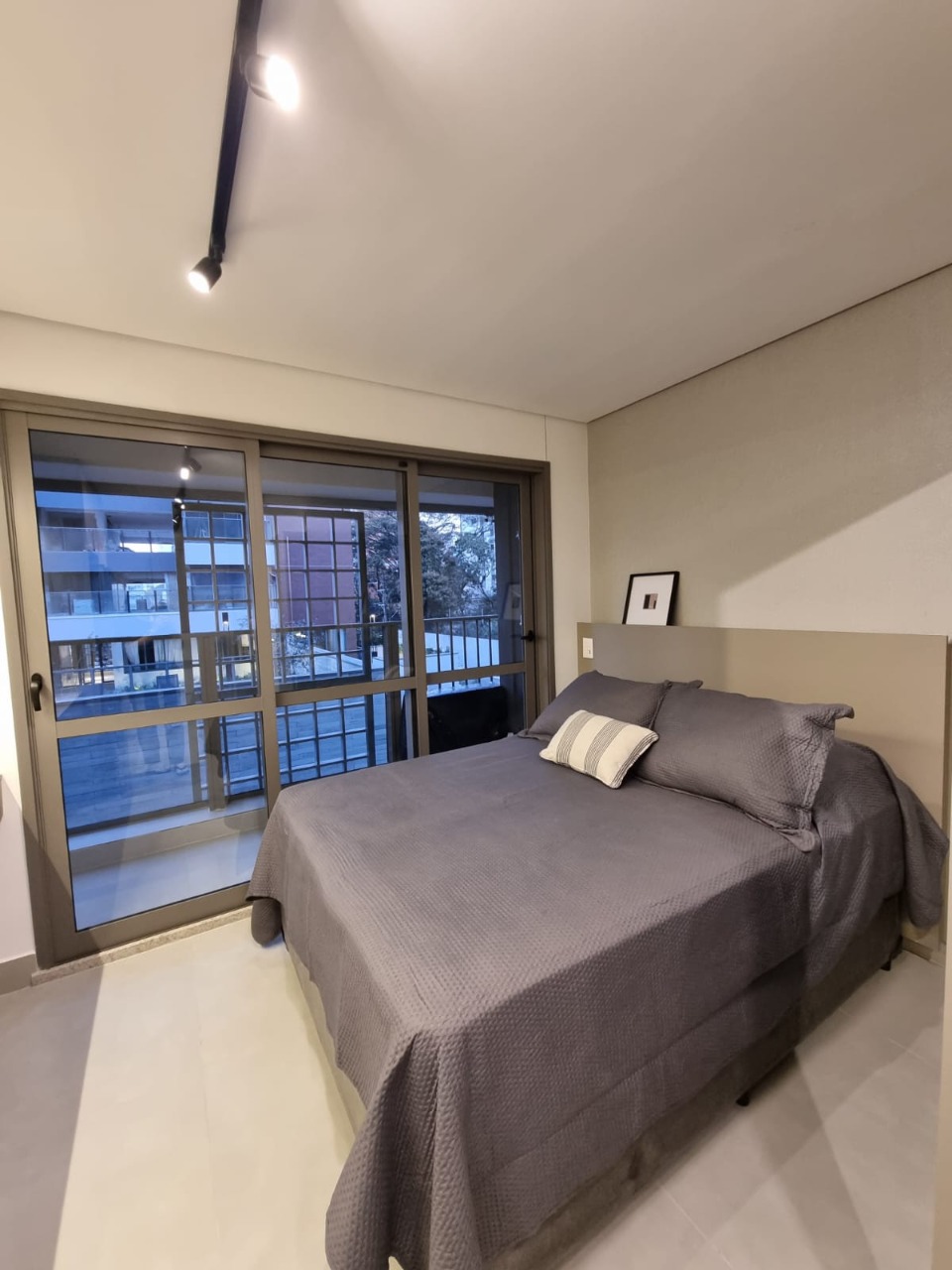 Apartamento à venda e aluguel com 1 quarto, 24m² - Foto 3