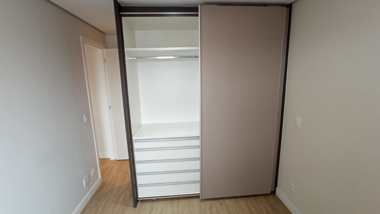 Apartamento à venda com 2 quartos, 63m² - Foto 9