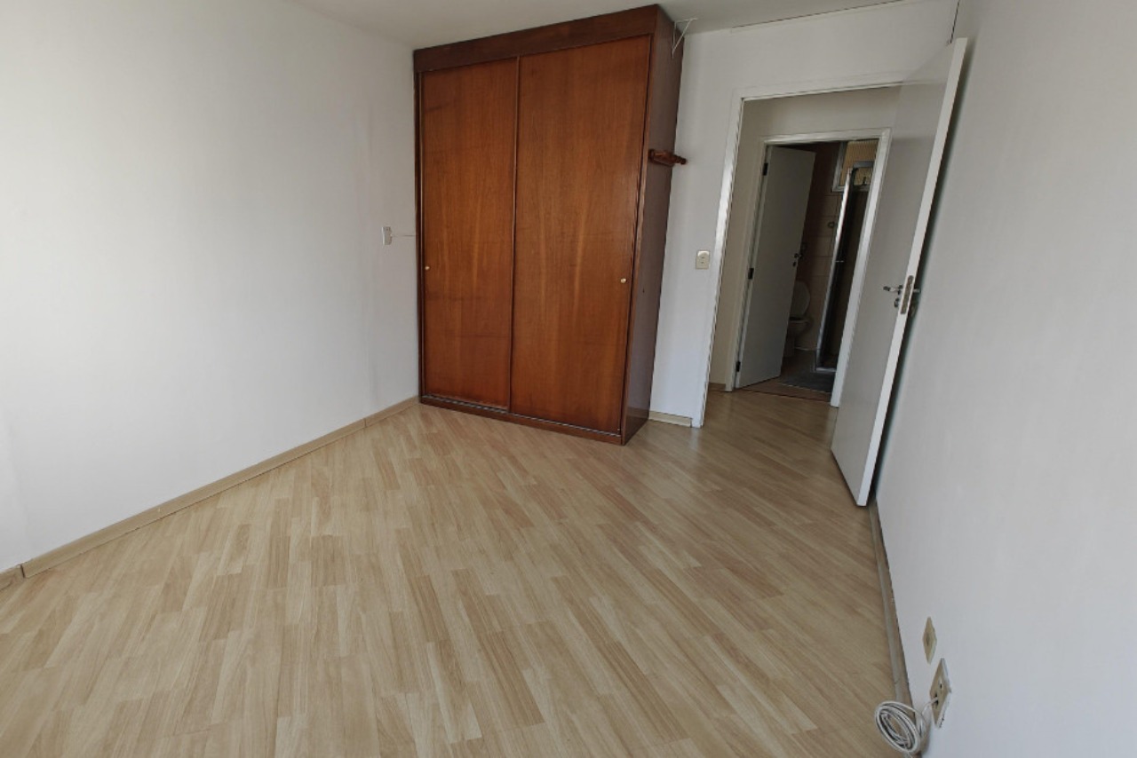 Apartamento à venda com 3 quartos, 115m² - Foto 10