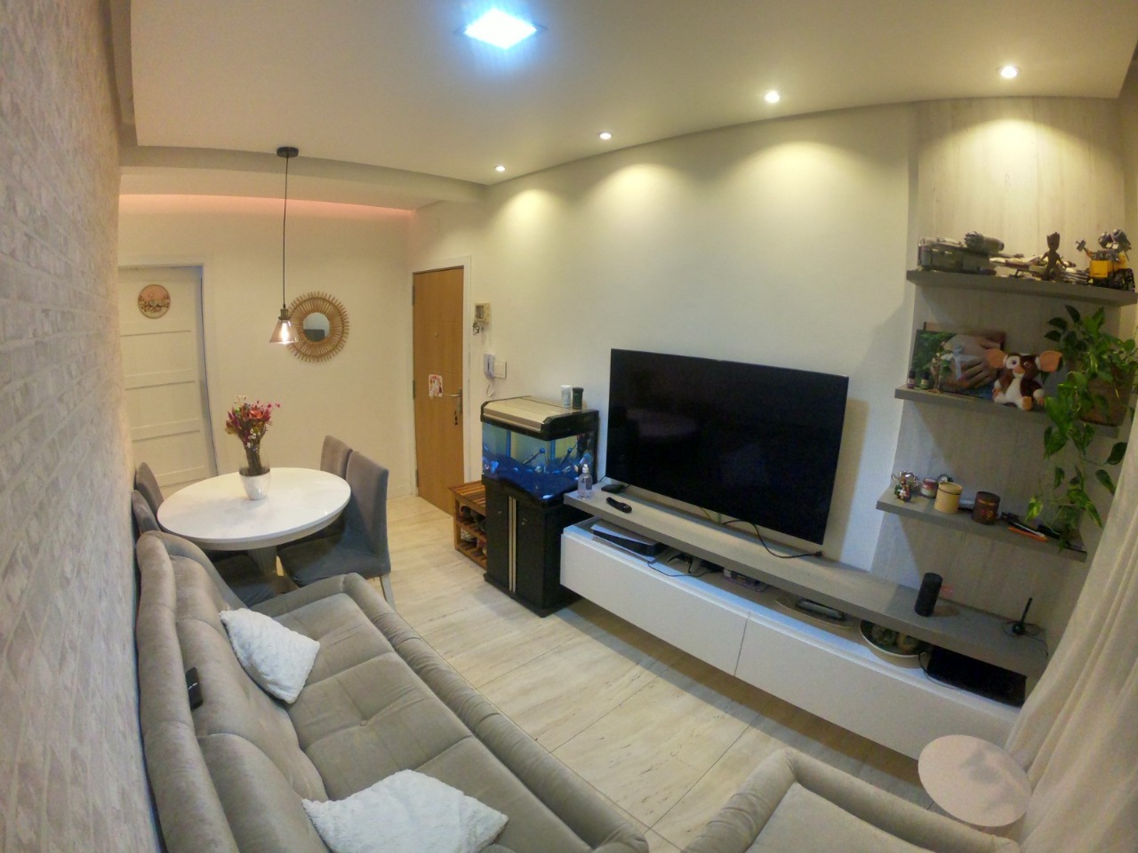 Apartamento à venda com 2 quartos, 73m² - Foto 1