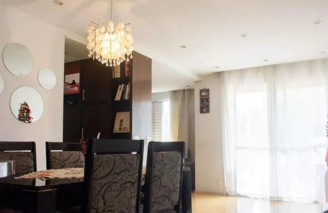 Apartamento à venda com 2 quartos, 79m² - Foto 4