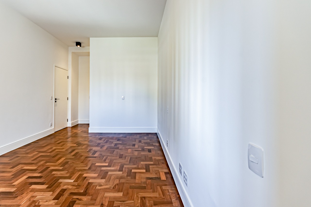 Apartamento à venda com 3 quartos, 212m² - Foto 16