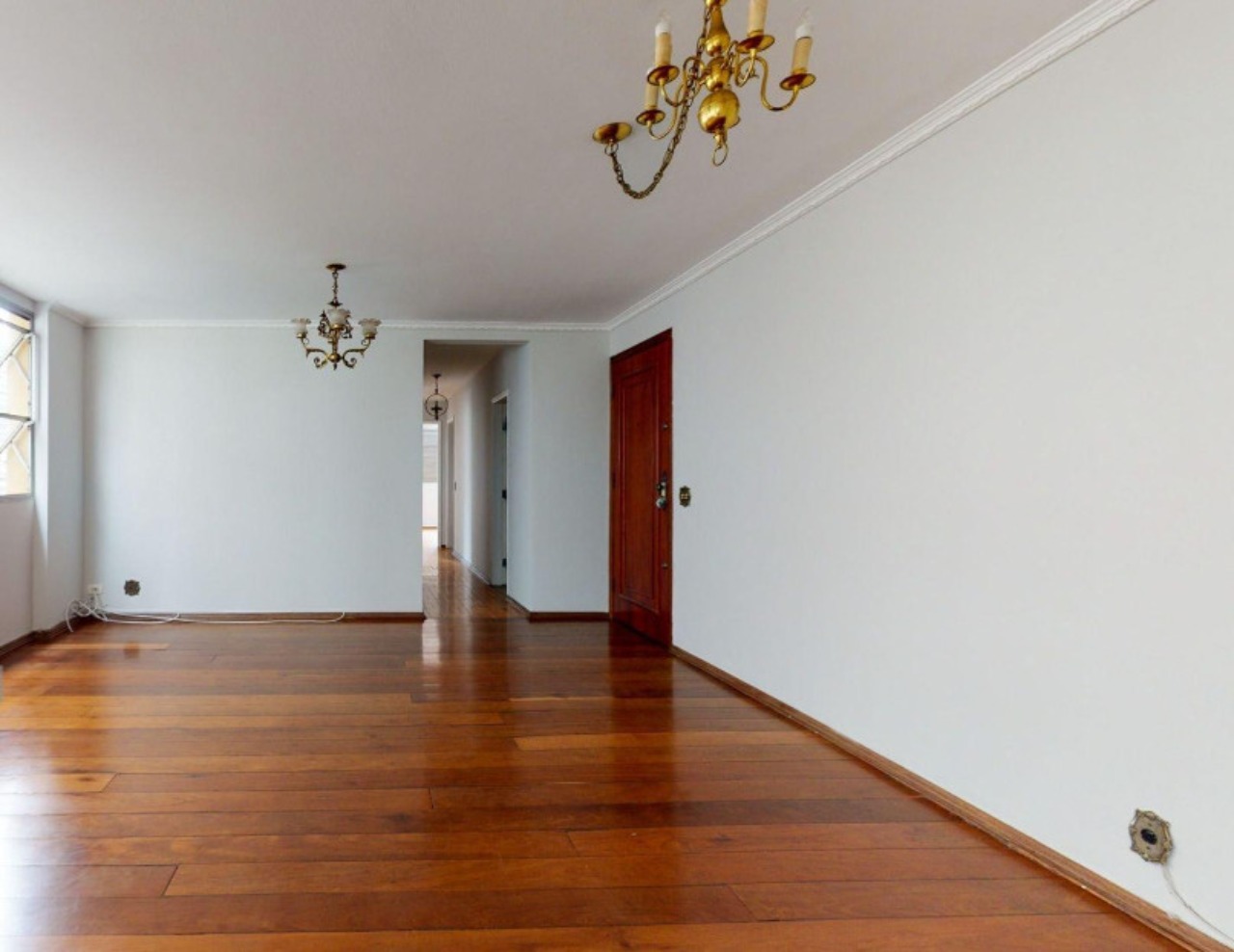 Apartamento à venda com 3 quartos, 135m² - Foto 2