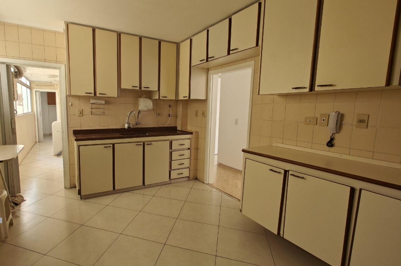 Apartamento à venda com 3 quartos, 115m² - Foto 17