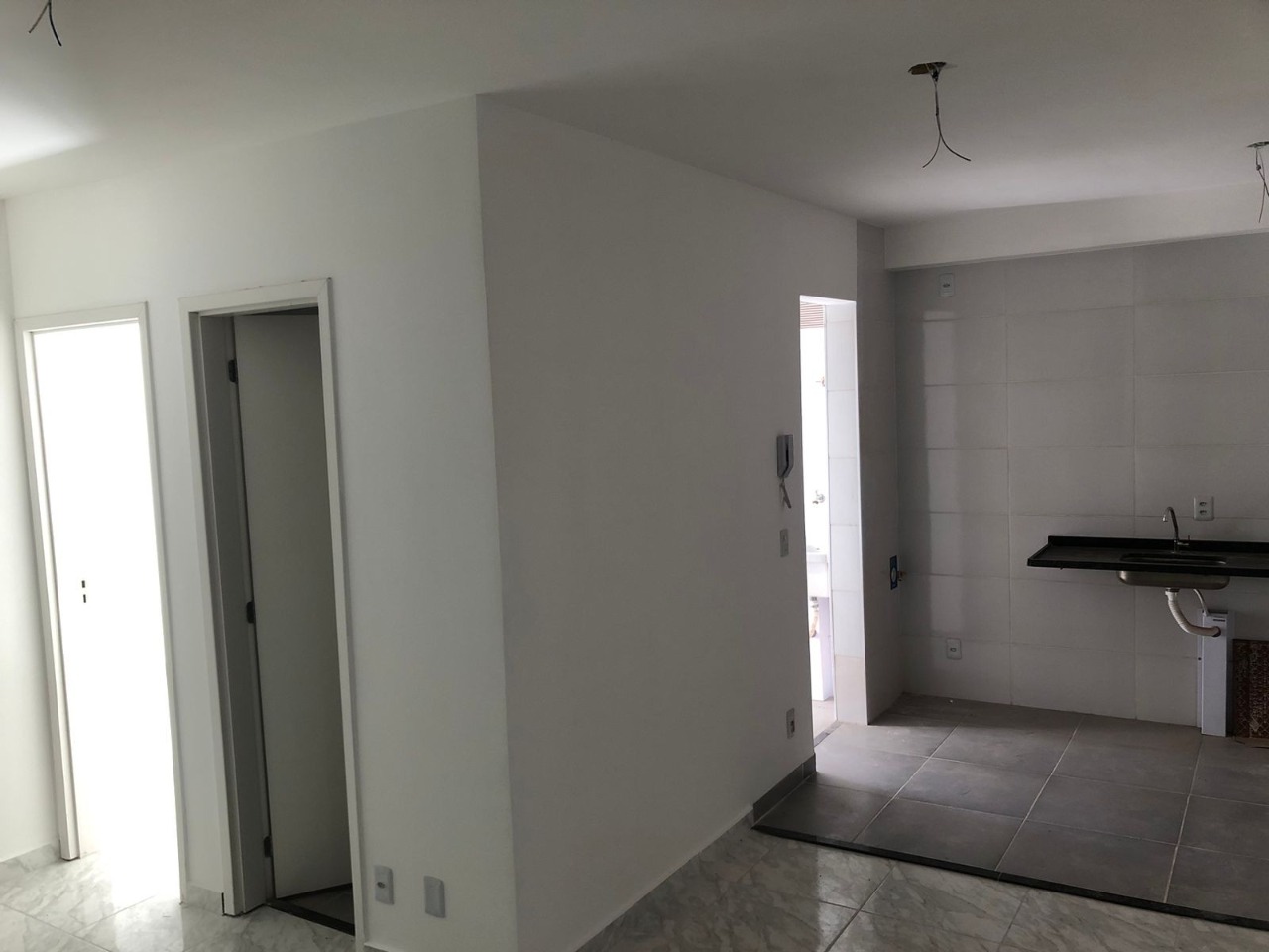 Apartamento à venda com 2 quartos, 44m² - Foto 3