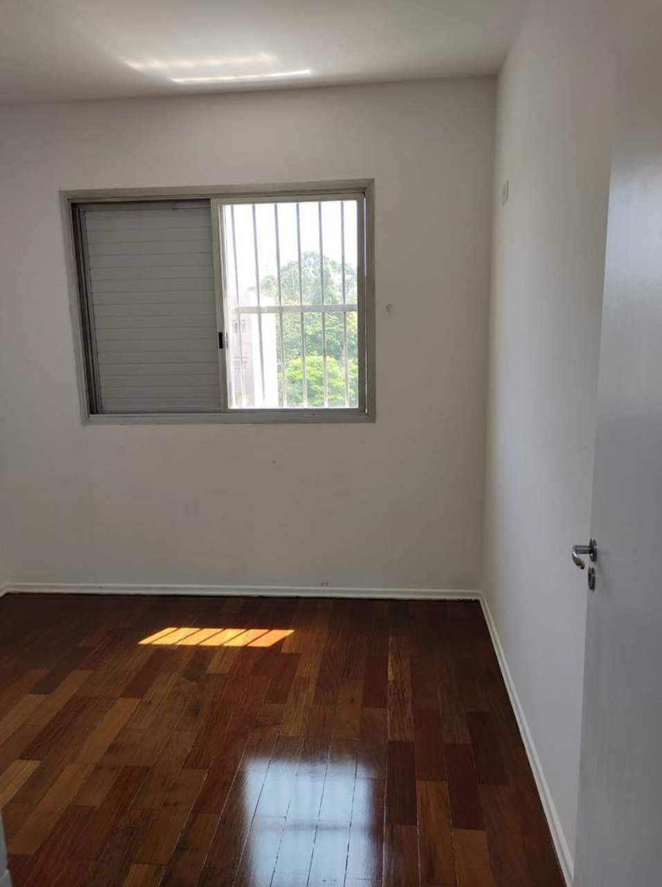 Apartamento à venda com 2 quartos, 56m² - Foto 4