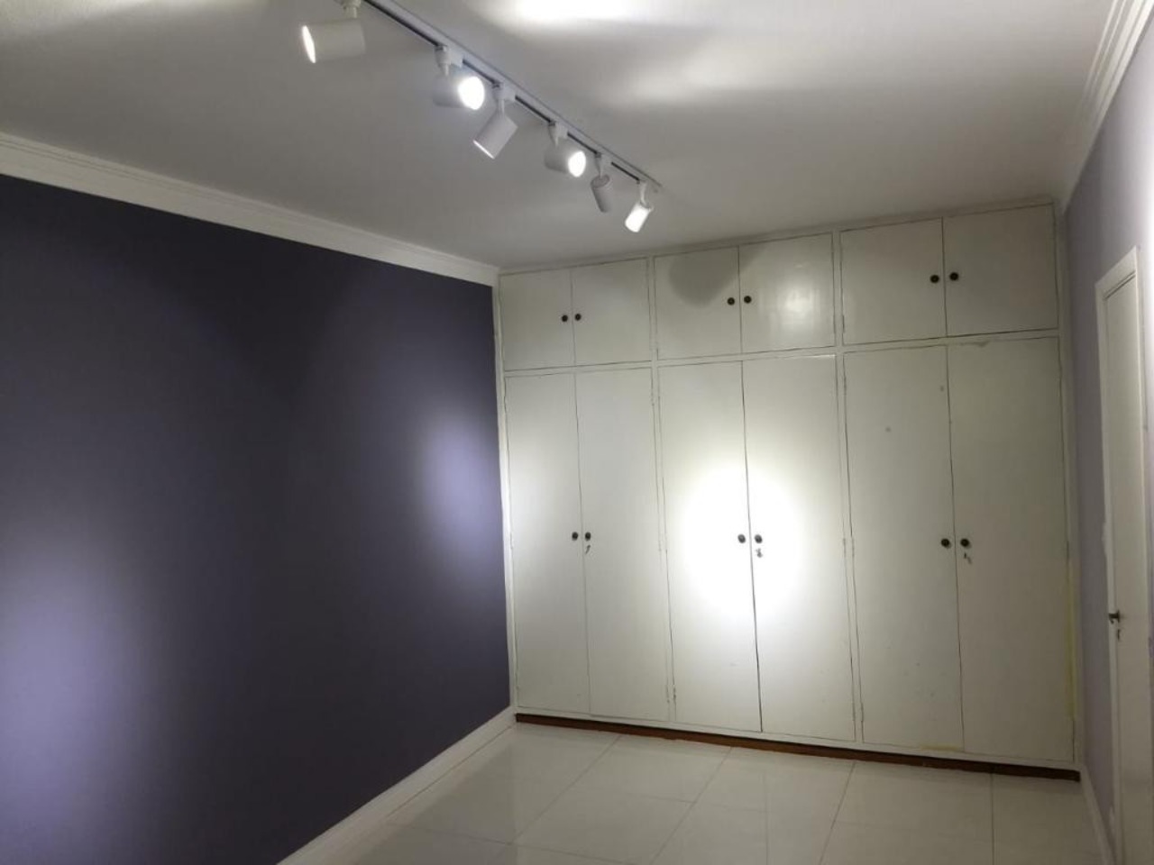 Apartamento à venda com 1 quarto, 50m² - Foto 2