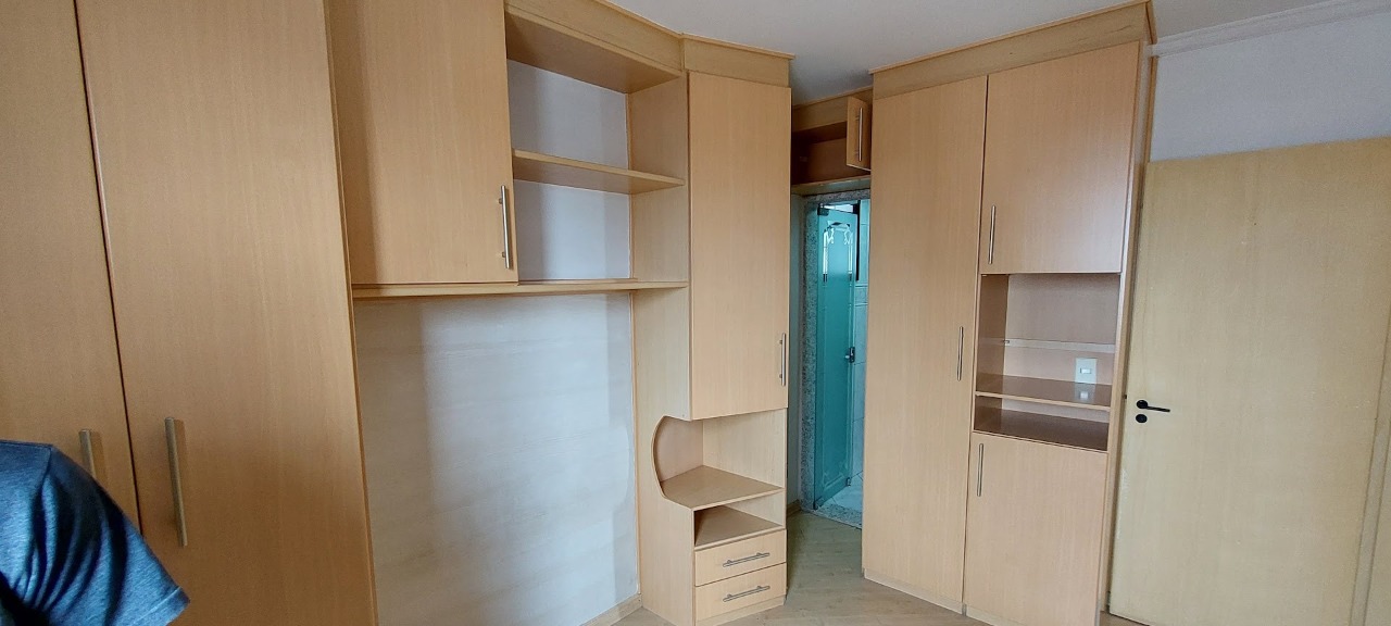 Apartamento à venda com 3 quartos, 74m² - Foto 8