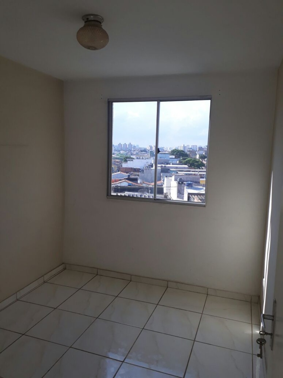 Apartamento à venda com 3 quartos, 50m² - Foto 1