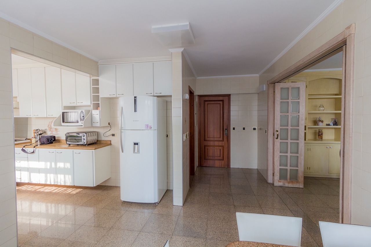 Apartamento à venda com 4 quartos, 380m² - Foto 14