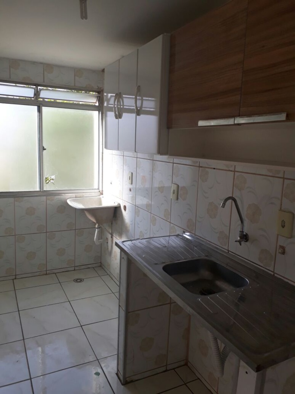 Apartamento à venda com 3 quartos, 50m² - Foto 2