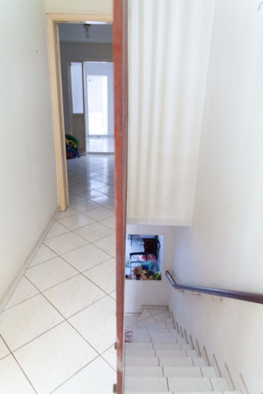 Casa à venda com 2 quartos, 120m² - Foto 16