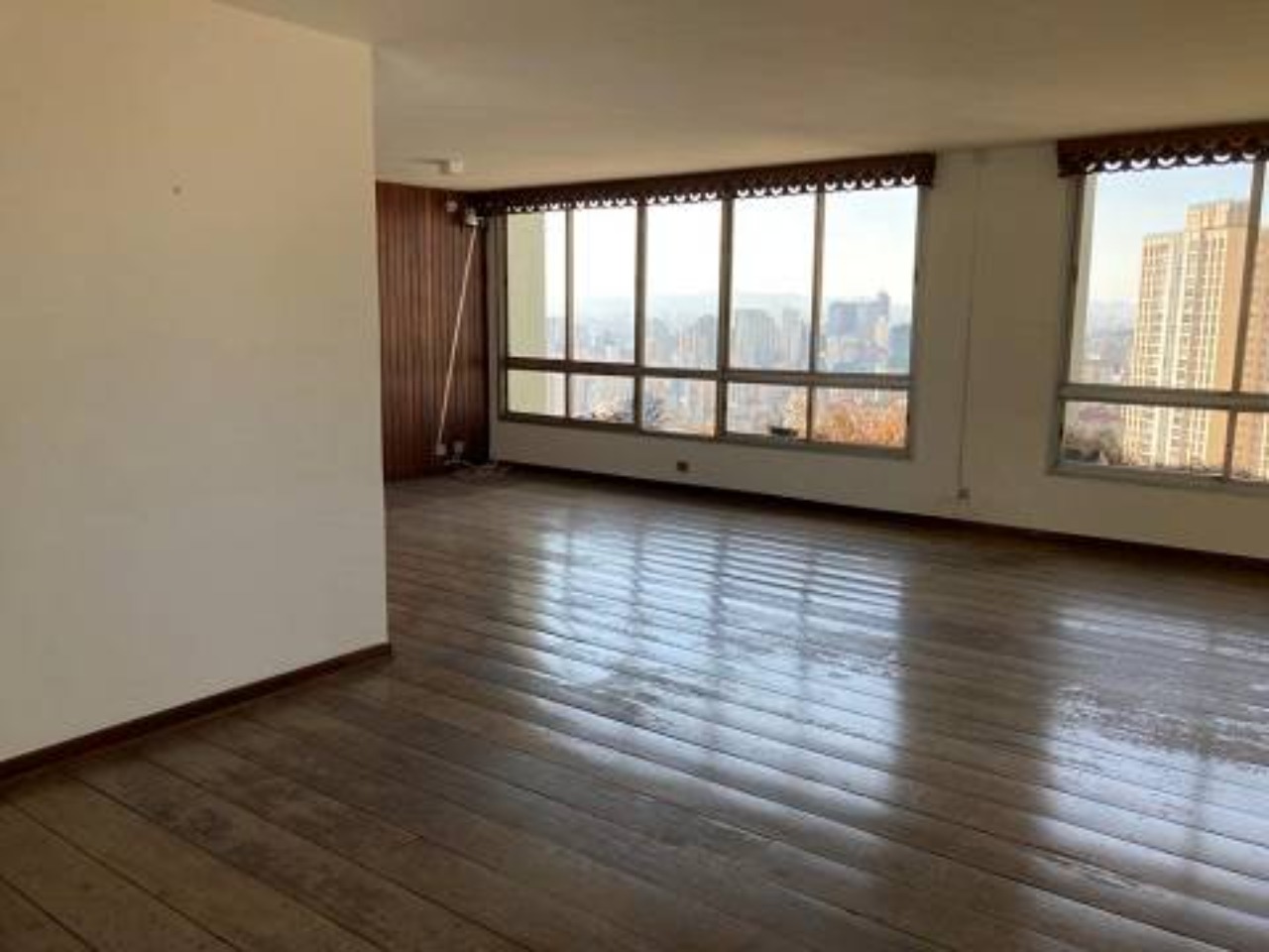 Apartamento à venda com 3 quartos, 155m² - Foto 1