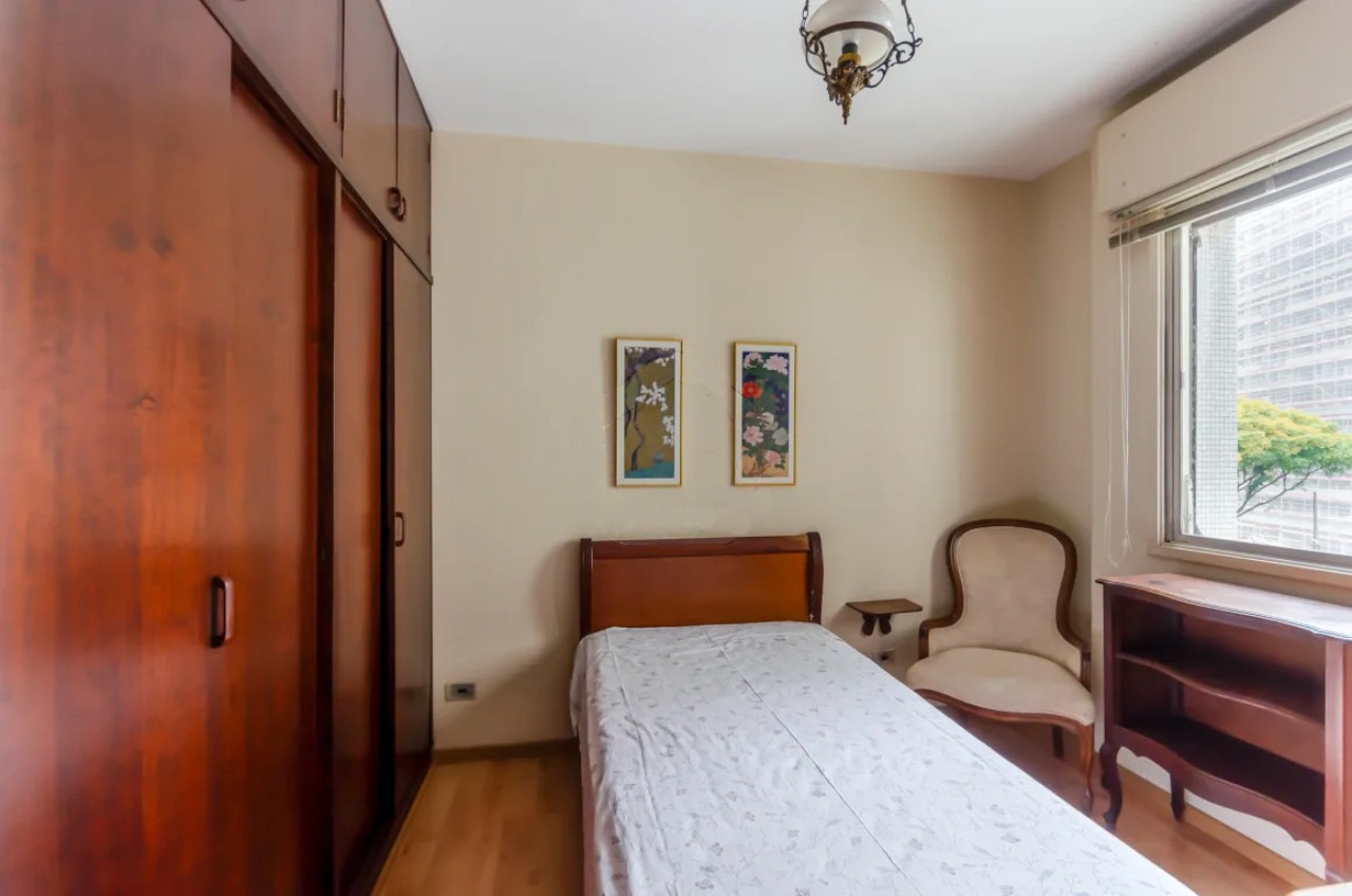 Apartamento à venda com 1 quarto, 40m² - Foto 12