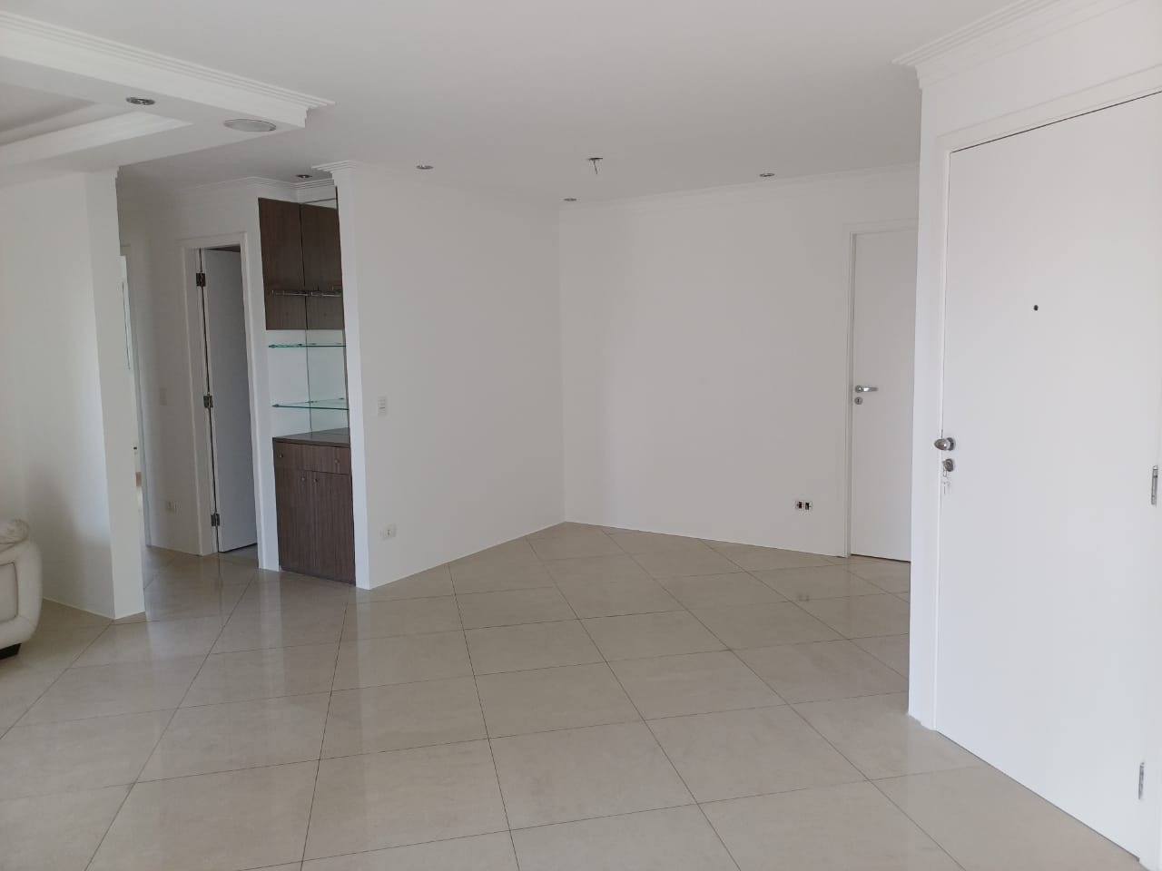 Apartamento à venda com 2 quartos, 87m² - Foto 3