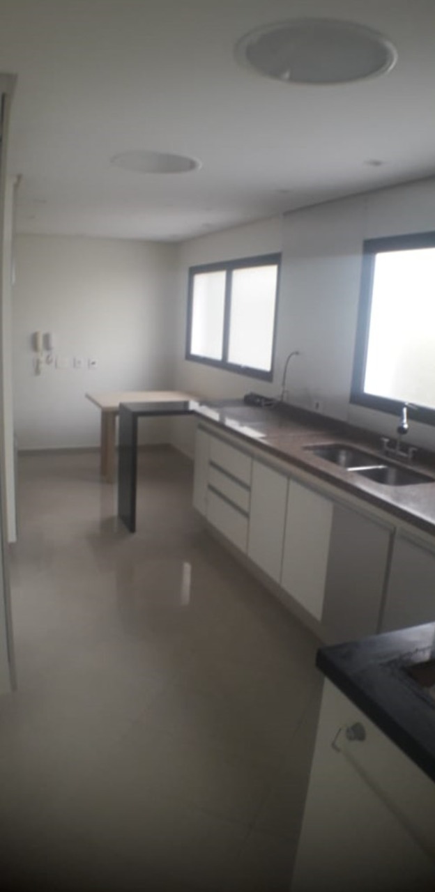 Apartamento à venda com 4 quartos, 217m² - Foto 20